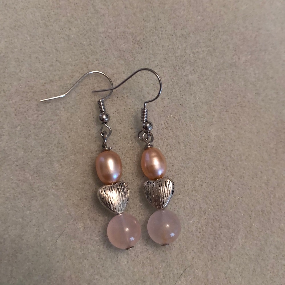 Cultured pearl silver earrings with a cute heart